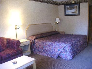 Cabarrus Inn Concord Room photo
