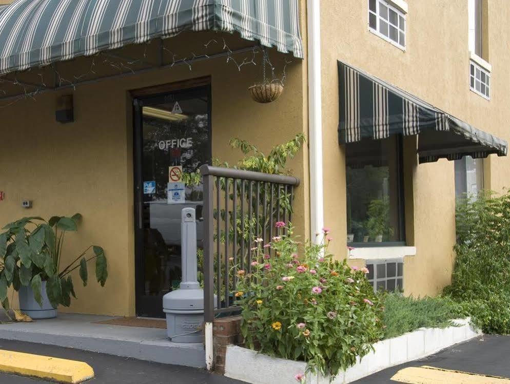 Cabarrus Inn Concord Exterior photo